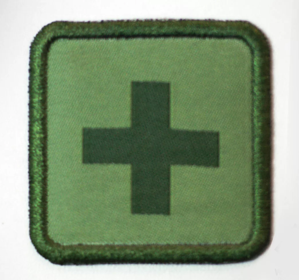 PATCH CRUZ MEDICA VERDE - WARFARE