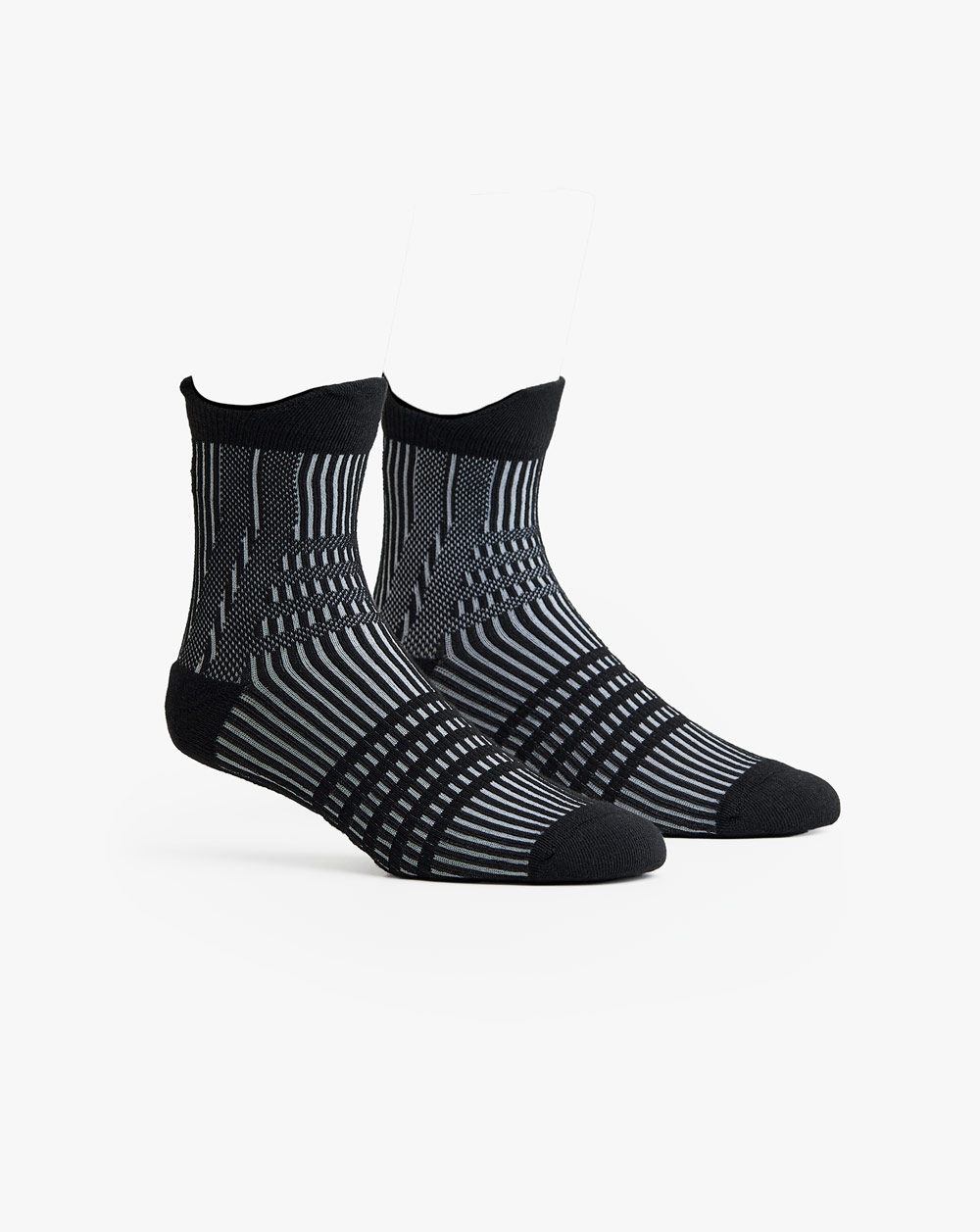 MEIA TÉCNICA COOLMAX MIDSTRIDE PRETO - GALÁPAGOS