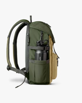 MOCHILA PELICAN 2.0 30L OCRE E VERDE MILITAR - GALÁPAGOS
