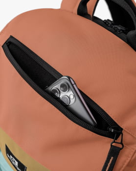 MOCHILA PELICAN 2.0 30L SALMÃO MOSTARDA E TURQUESA - GALÁPAGOS