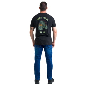 CAMISETA CONCEPT DON'T TREAD ON ME CLASSIC 10 ANOS PRETA - INVICTUS