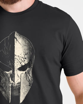 CAMISETA CONCEPT FORGED IN STEEL PRETA INVICTUS