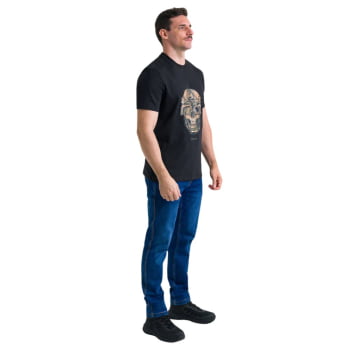 CAMISETA CONCEPT OLD SKULL CLASSIC 10 ANOS PRETA - INVICTUS
