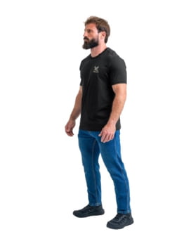 CAMISETA  CONQUER SNAKE PRETA INVICTUS