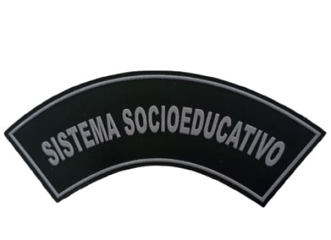 DISTINTIVO CURVO SISTEMA SOCIOEDUCATIVO SC SAP EMBORRACHADO VELCRO