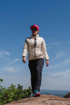 JAQUETA PUFFER DUPLA FACE PLUMA GANSO FEMININO CHUMBO/OFF WHITE - KAILASH