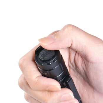 LANTERNA COMPACTA C3 1200LÚMES PRETA  WUBEN