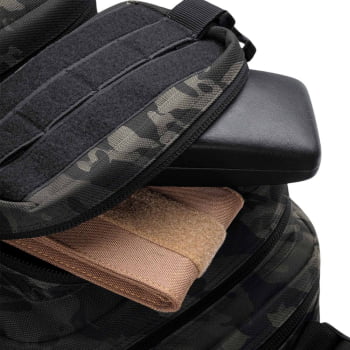 MOCHILA ASSAULT 2.0 30L WARSKIN BLACK - INVICTUS