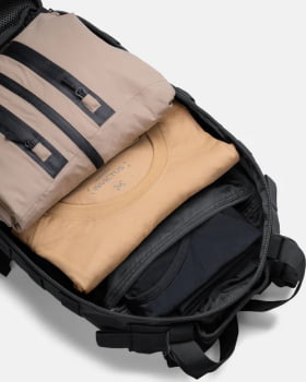 MOCHILA TÁTICA ASSAULT 2.0 30L PRETA - INVICTUS