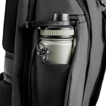 MOCHILA VAULT GRAYMAN PRETA - INVICTUS