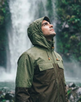 JAQUETA IMPERMEÁVEL DARWIN HEAT MASCULINA VERDE - GALÁPAGOS